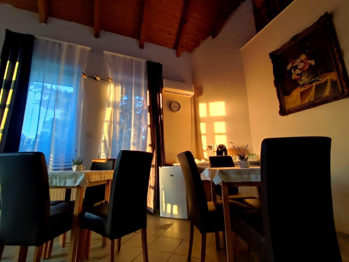 Aparthotel Gabor Panzio Gyál Exterior foto